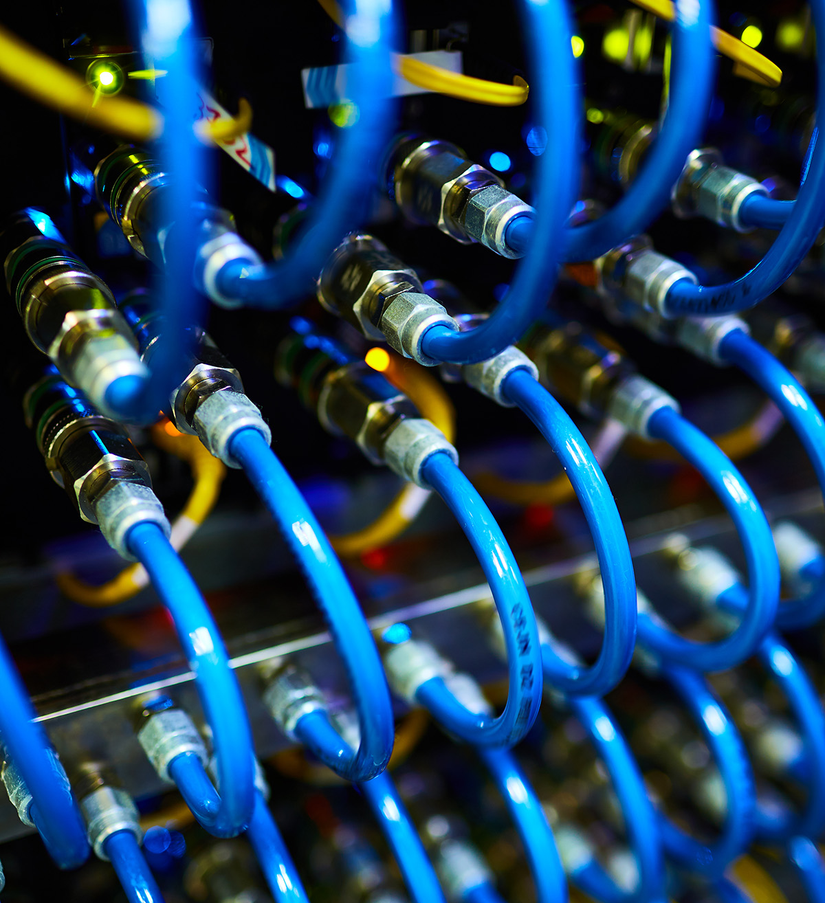 Switch and cable in data center